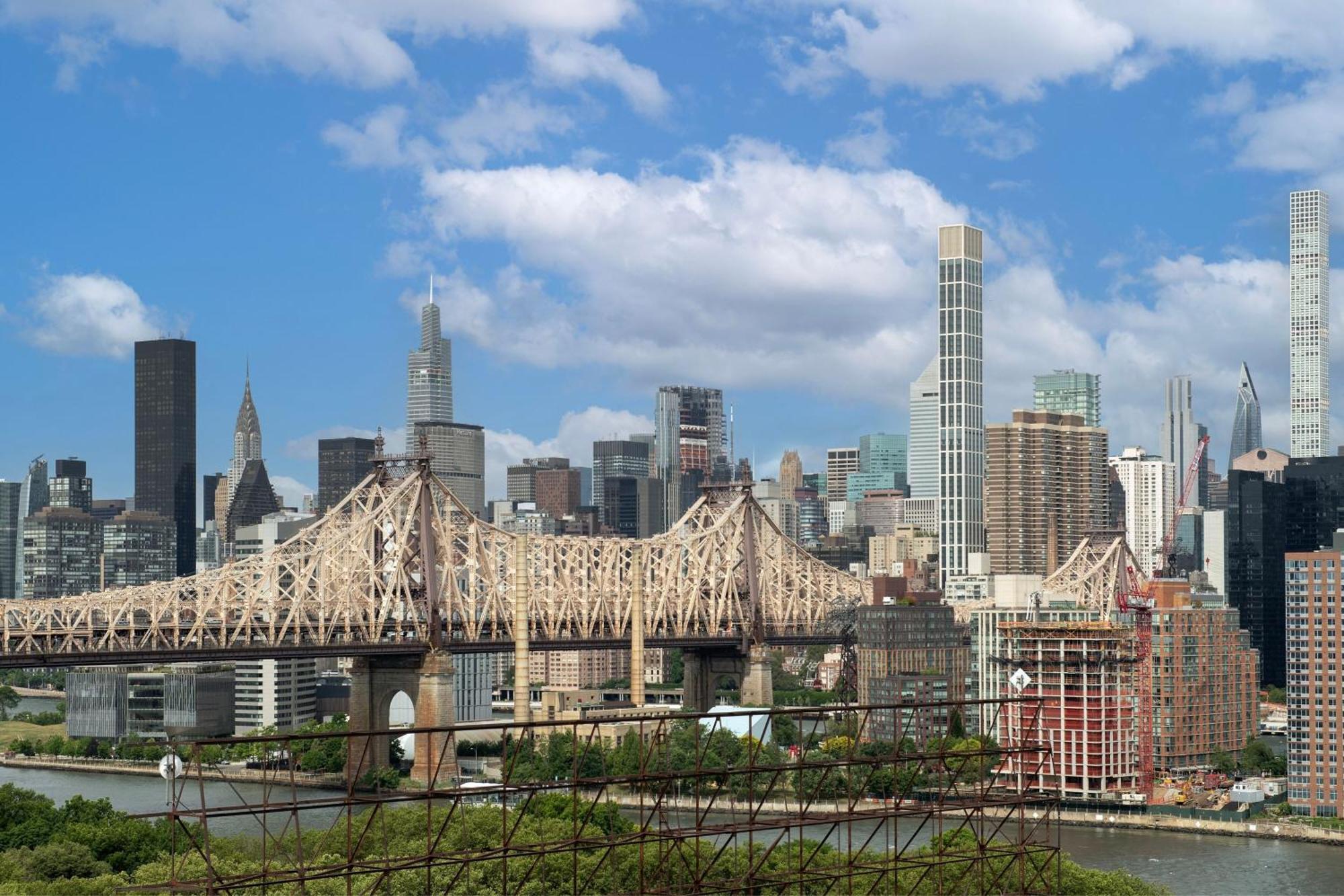 Residence Inn By Marriott New York Queens Exterior photo